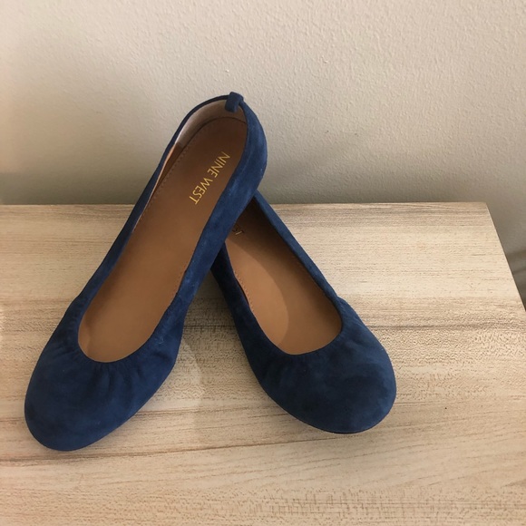 nine west carmen flats